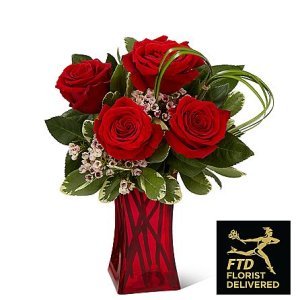 画像1: Rush of Romance Red Rose Bouquet(Standard)