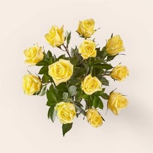 画像2: Ray of Sunshine Yellow Rose Bouquet(12 Yellow Roses no Vase)