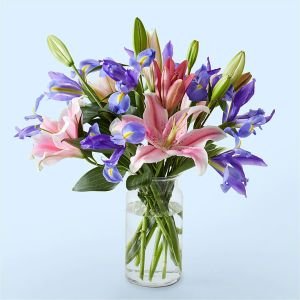 画像1: Belle of the Ball Bouquet(Standard with Vase)