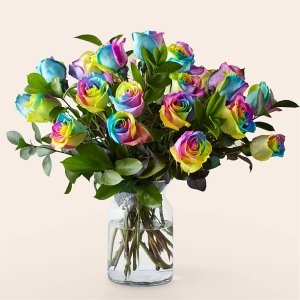 画像1: Rainbow Rose Bouquet (24 Roses With Vase)