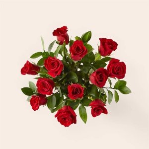 画像3: Red Rose Bouquet (12 Red Roses with Glass Vase)