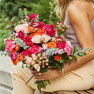 画像2: Coming Up Roses Bouquet (Standard)