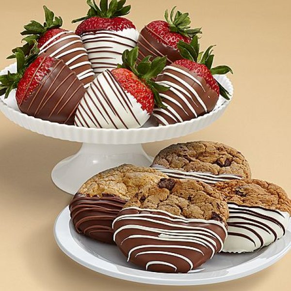 画像1: 4 Dipped Cookies & Half Dozen Swizzled Strawberries (1)