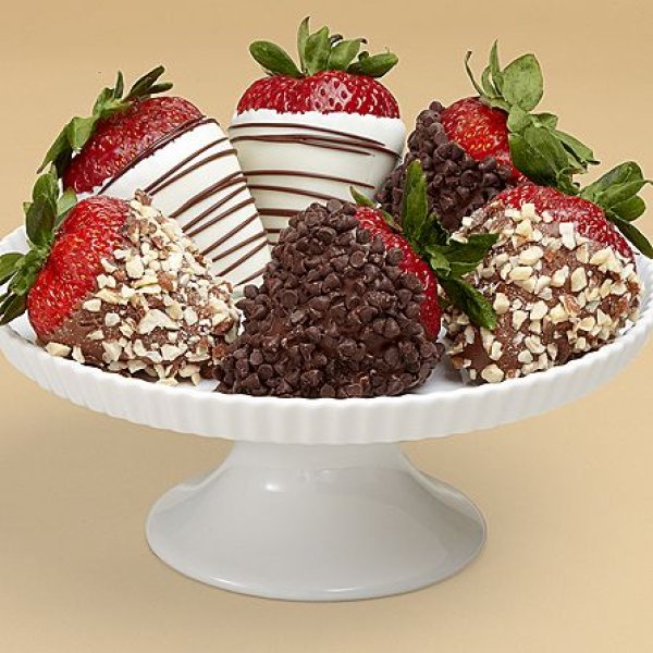 画像1: Half Dozen Gourmet Dipped Fancy Strawberries (1)