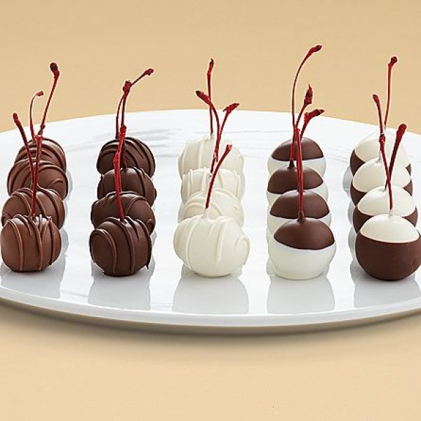 画像1: 20 Hand-Dipped Classic Cherries (1)