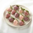 画像2: One Dozen Pink Chocolate Covered Strawberries (2)